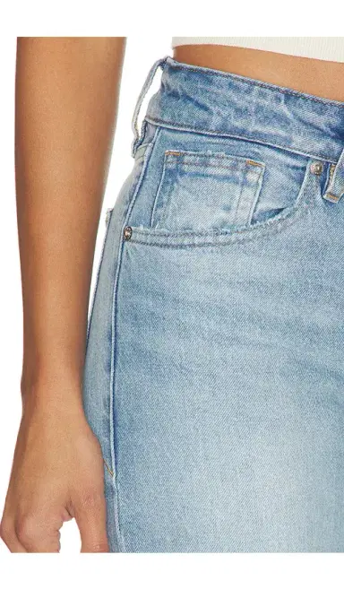 GOOD AMERICAN Vintage Straight Jeans | Thumbnail 6 GOOD AMERICAN Vintage Straight Jeans | Thumbnail 6