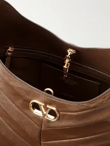 Valentino Garavani Vlogo-embellished Patchwork Leather Shoulder Bag | Thumbnail 6 Valentino Garavani Vlogo-embellished Patchwork Leather Shoulder Bag | Thumbnail 6