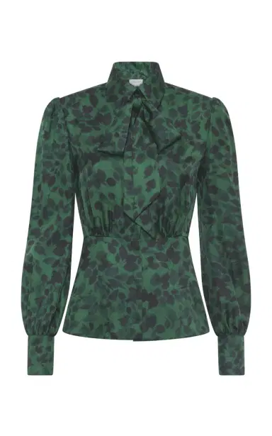 Gabriela Hearst Maisie Top in English Green Printed SIlk Twill | Thumbnail 1 Gabriela Hearst Maisie Top in English Green Printed SIlk Twill | Thumbnail 1