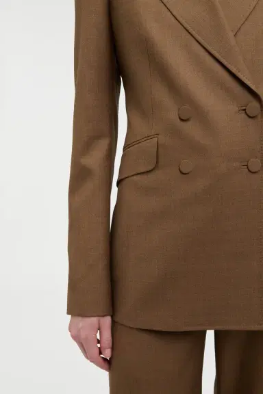 Gabriela Hearst Angela Blazer in Chestnut Wool Silk | Thumbnail 7 Gabriela Hearst Angela Blazer in Chestnut Wool Silk | Thumbnail 7