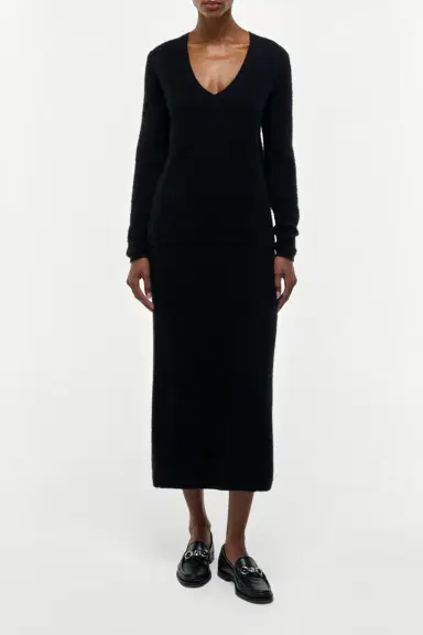 Gabriela Hearst Vesper Knit V-Neck Sweater in Black Brushed Cashmere | Thumbnail 3 Gabriela Hearst Vesper Knit V-Neck Sweater in Black Brushed Cashmere | Thumbnail 3