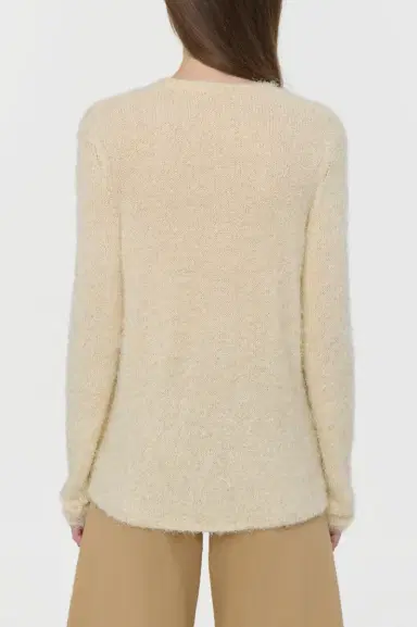 Gabriela Hearst Neoma Knit V-Neck Sweater in Off White Silk Cashmere | Thumbnail 4 Gabriela Hearst Neoma Knit V-Neck Sweater in Off White Silk Cashmere | Thumbnail 4