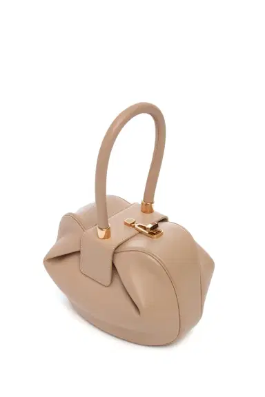 Gabriela Hearst Nina Bag in Nude Nappa Leather | Thumbnail 3 Gabriela Hearst Nina Bag in Nude Nappa Leather | Thumbnail 3