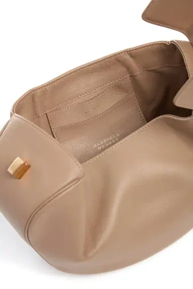 Gabriela Hearst Nina Bag in Nude Nappa Leather | Thumbnail 4 Gabriela Hearst Nina Bag in Nude Nappa Leather | Thumbnail 4