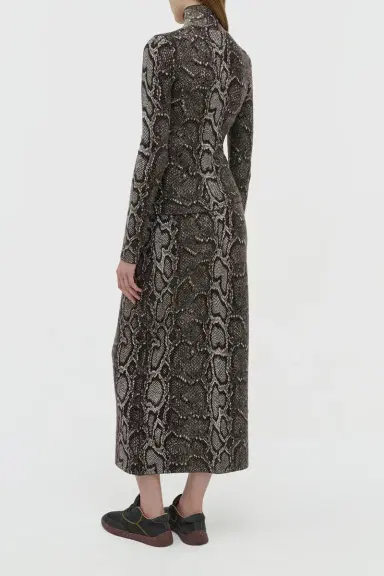 Gabriela Hearst Bragi Knit Maxi Skirt in Greyscale Cashmere Silk | Thumbnail 4 Gabriela Hearst Bragi Knit Maxi Skirt in Greyscale Cashmere Silk | Thumbnail 4