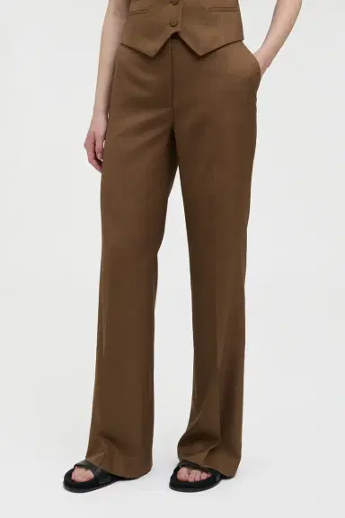 Gabriela Hearst Vesta Flare Pant in Chestnut Wool Silk | Thumbnail 7 Gabriela Hearst Vesta Flare Pant in Chestnut Wool Silk | Thumbnail 7