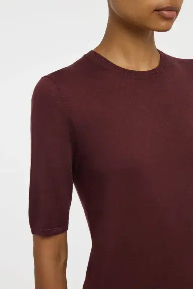 Gabriela Hearst Chryse Knit T-Shirt in Bordeaux Cashmere Silk with Hemp | Thumbnail 5 Gabriela Hearst Chryse Knit T-Shirt in Bordeaux Cashmere Silk with Hemp | Thumbnail 5