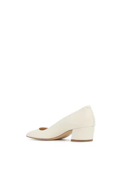 Gabriela Hearst Agathe Low Heel Pump in Leather | Thumbnail 3 Gabriela Hearst Agathe Low Heel Pump in Leather | Thumbnail 3