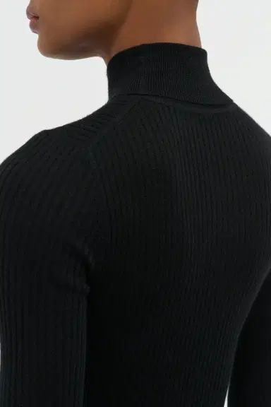 Gabriela Hearst Peppe Knit Turtleneck in Black Cashmere Silk | Thumbnail 5 Gabriela Hearst Peppe Knit Turtleneck in Black Cashmere Silk | Thumbnail 5