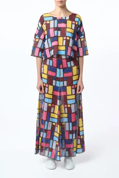 Gabriela Hearst Tatia Patchwork Embroidered Cropped Top in Aurora Multi Linen | Thumbnail 2 Gabriela Hearst Tatia Patchwork Embroidered Cropped Top in Aurora Multi Linen | Thumbnail 2
