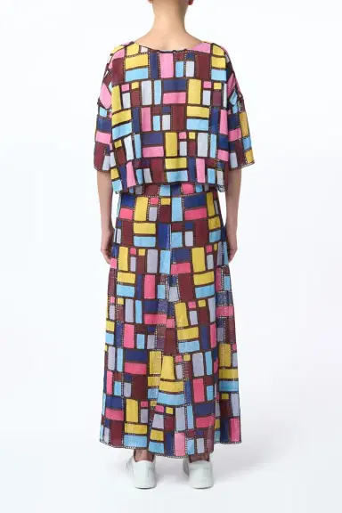 Gabriela Hearst Tatia Patchwork Embroidered Cropped Top in Aurora Multi Linen | Thumbnail 4 Gabriela Hearst Tatia Patchwork Embroidered Cropped Top in Aurora Multi Linen | Thumbnail 4