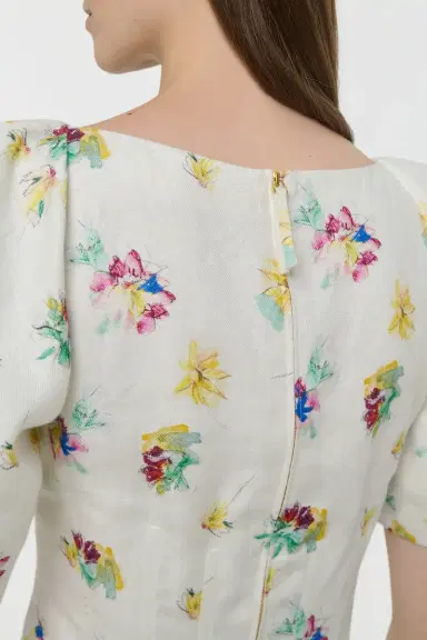 Gabriela Hearst Ayelet Puff Sleeve Mia's Flowers Top in Multi Printed Linen Twill | Thumbnail 5 Gabriela Hearst Ayelet Puff Sleeve Mia's Flowers Top in Multi Printed Linen Twill | Thumbnail 5