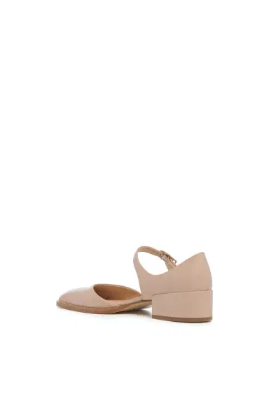 Gabriela Hearst Riley Sandal in Nude Leather | Thumbnail 4 Gabriela Hearst Riley Sandal in Nude Leather | Thumbnail 4