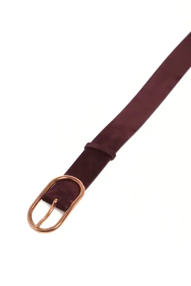 Gabriela Hearst Link Buckle Belt in Bordeaux Suede | Thumbnail 3 Gabriela Hearst Link Buckle Belt in Bordeaux Suede | Thumbnail 3