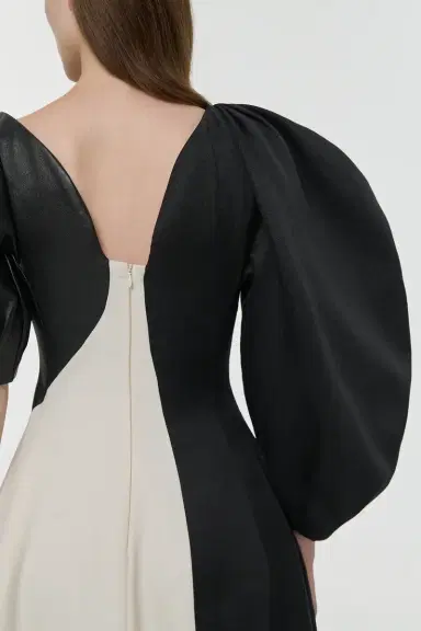 Gabriela Hearst Sephir Puff Sleeve Maxi Dress in Silk Wool Cady, Black Linen Slub & Leather | Thumbnail 11 Gabriela Hearst Sephir Puff Sleeve Maxi Dress in Silk Wool Cady, Black Linen Slub & Leather | Thumbnail 11