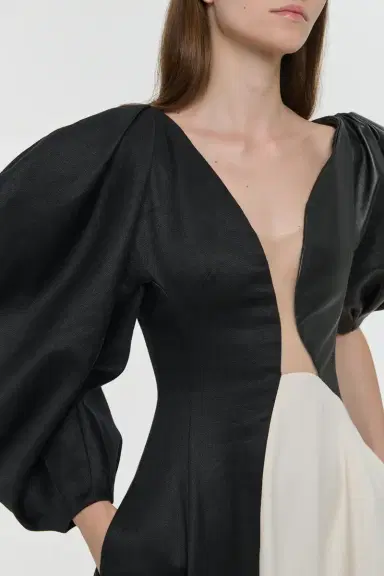 Gabriela Hearst Sephir Puff Sleeve Maxi Dress in Silk Wool Cady, Black Linen Slub & Leather | Thumbnail 9 Gabriela Hearst Sephir Puff Sleeve Maxi Dress in Silk Wool Cady, Black Linen Slub & Leather | Thumbnail 9