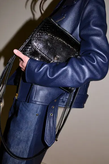 Gabriela Hearst Medium Leonora Flap Bag in Black Snakeskin | Thumbnail 7 Gabriela Hearst Medium Leonora Flap Bag in Black Snakeskin | Thumbnail 7