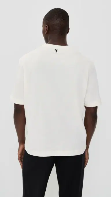 AMI Boxy Fit Friend T-Shirt Blanc Creme | Thumbnail 6 AMI Boxy Fit Friend T-Shirt Blanc Creme | Thumbnail 6