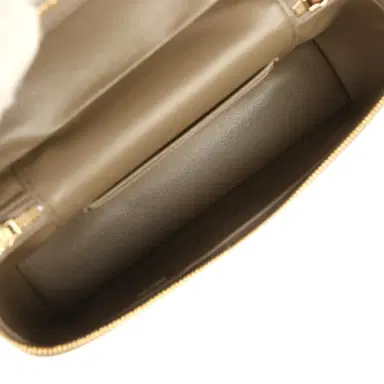 Chanel Chanel Top Handle Long Vanity Case with Chain Dark Khaki Lizard Embossed Calfskin Gold Hardware | Thumbnail 8 Chanel Chanel Top Handle Long Vanity Case with Chain Dark Khaki Lizard Embossed Calfskin Gold Hardware | Thumbnail 8