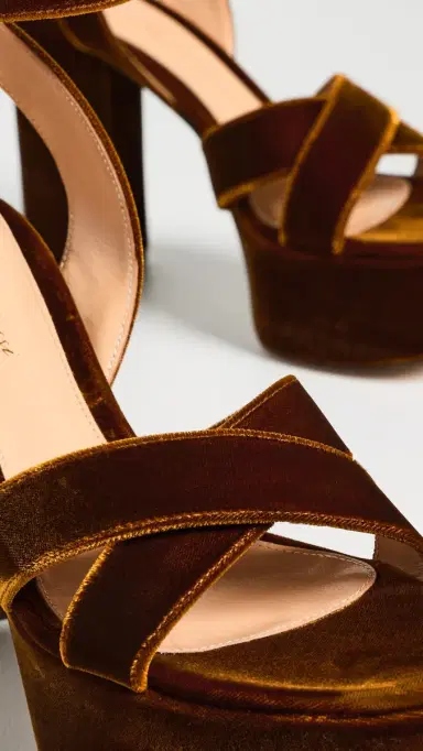 Gianvito Rossi Sabrina Velluto Heels Brown | Thumbnail 6 Gianvito Rossi Sabrina Velluto Heels Brown | Thumbnail 6