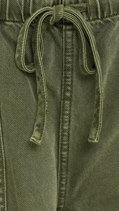 Madewell Pull-On Barrel-eg Utility Pants in Airy Denim Faded Ivy | Thumbnail 6 Madewell Pull-On Barrel-eg Utility Pants in Airy Denim Faded Ivy | Thumbnail 6