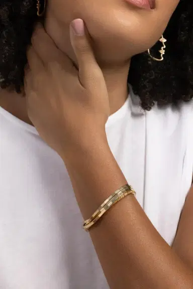 ROBERTO DEMEGLIO Yellow Sapphire Stretch Tennis Bracelet | Thumbnail 4 ROBERTO DEMEGLIO Yellow Sapphire Stretch Tennis Bracelet | Thumbnail 4