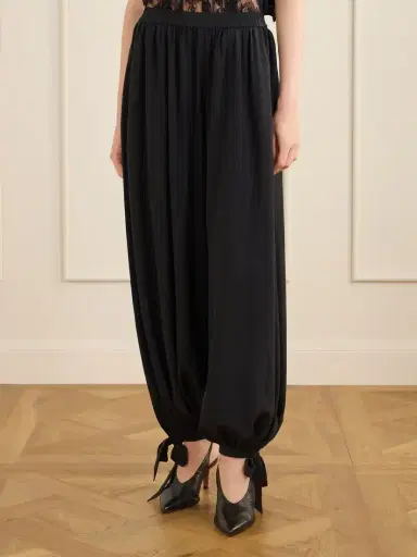 Chloé Silk Crepe De Chine Balloon Pants | Thumbnail 3 Chloé Silk Crepe De Chine Balloon Pants | Thumbnail 3