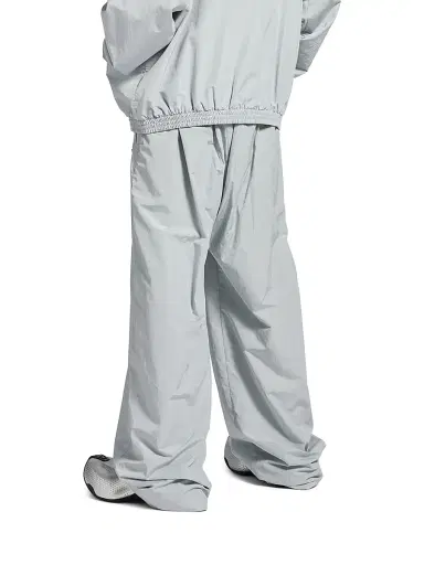 Balenciaga Men's 3B Football Tracksuit Pants - New Grey | Thumbnail 4 Balenciaga Men's 3B Football Tracksuit Pants - New Grey | Thumbnail 4