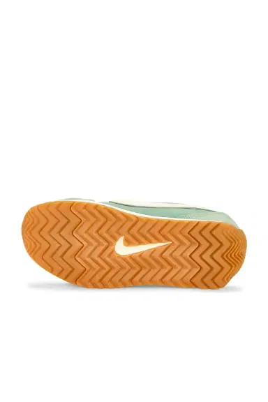 Nike Pacific Sneaker | Thumbnail 6 Nike Pacific Sneaker | Thumbnail 6