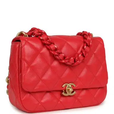 Chanel Chanel Small Flap Bag Red Lambskin Red Enamel Antique Gold Hardware | Thumbnail 2 Chanel Chanel Small Flap Bag Red Lambskin Red Enamel Antique Gold Hardware | Thumbnail 2