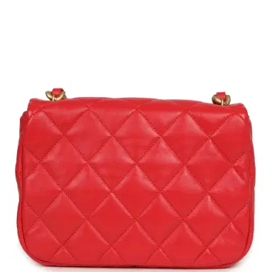 Chanel Chanel Small Flap Bag Red Lambskin Red Enamel Antique Gold Hardware | Thumbnail 4 Chanel Chanel Small Flap Bag Red Lambskin Red Enamel Antique Gold Hardware | Thumbnail 4