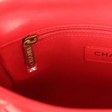Chanel Chanel Small Flap Bag Red Lambskin Red Enamel Antique Gold Hardware | Thumbnail 10 Chanel Chanel Small Flap Bag Red Lambskin Red Enamel Antique Gold Hardware | Thumbnail 10