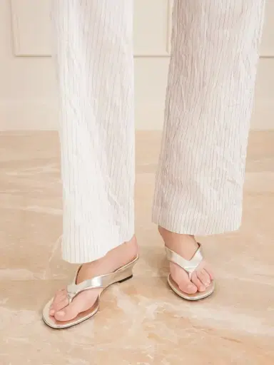 Le Monde Béryl Metallic Leather Wedge Sandals | Thumbnail 2 Le Monde Béryl Metallic Leather Wedge Sandals | Thumbnail 2
