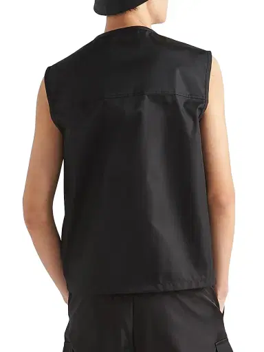 Prada Men's Re-Nylon Vest - Black | Thumbnail 5 Prada Men's Re-Nylon Vest - Black | Thumbnail 5