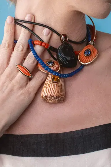 DEZSO BY SARA BELTRÁN Carved Onyx Nautilus Citrine Charm | Thumbnail 3 DEZSO BY SARA BELTRÁN Carved Onyx Nautilus Citrine Charm | Thumbnail 3