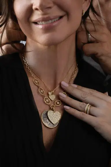 LEIGH MAXWELL Small Heart Diamond Pendant | Thumbnail 3 LEIGH MAXWELL Small Heart Diamond Pendant | Thumbnail 3
