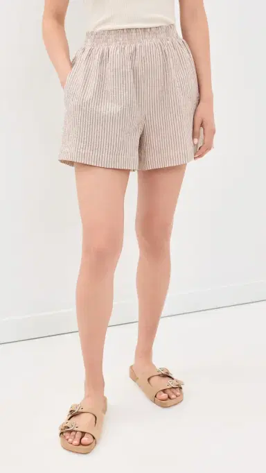 Varley Darina Shorts 4 Birch Taupe Stripe | Thumbnail 2 Varley Darina Shorts 4 Birch Taupe Stripe | Thumbnail 2