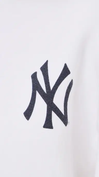 Sporty & Rich Yankees Curve Hoodie White/Dark Navy | Thumbnail 6 Sporty & Rich Yankees Curve Hoodie White/Dark Navy | Thumbnail 6