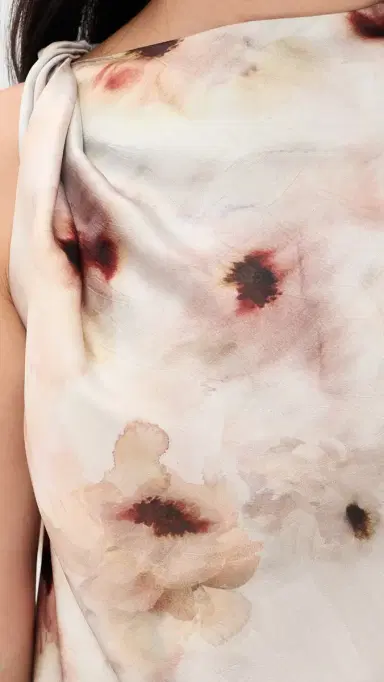 Vince Watercolor Floral Twist Shoulder Top soft peony L | Thumbnail 6 Vince Watercolor Floral Twist Shoulder Top soft peony L | Thumbnail 6