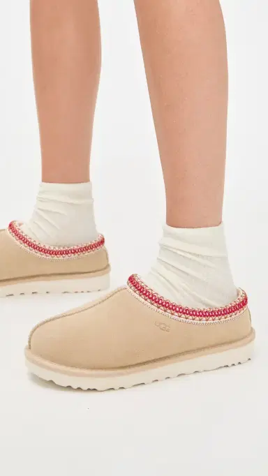 UGG Tasman II Slippers Sand/Dark Cherry | Thumbnail 3 UGG Tasman II Slippers Sand/Dark Cherry | Thumbnail 3