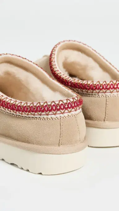 UGG Tasman II Slippers Sand/Dark Cherry | Thumbnail 4 UGG Tasman II Slippers Sand/Dark Cherry | Thumbnail 4