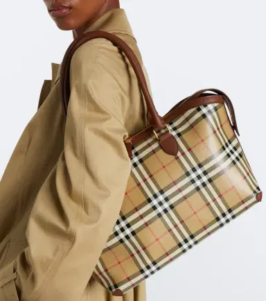 Burberry Check Medium tote bag | Thumbnail 6 Burberry Check Medium tote bag | Thumbnail 6