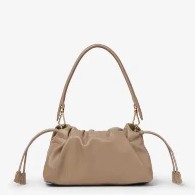 Fendi Baguette Soft Medium | Thumbnail 3 Fendi Baguette Soft Medium | Thumbnail 3