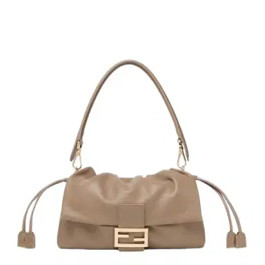 Fendi Baguette Soft Medium | Thumbnail 1 Fendi Baguette Soft Medium | Thumbnail 1