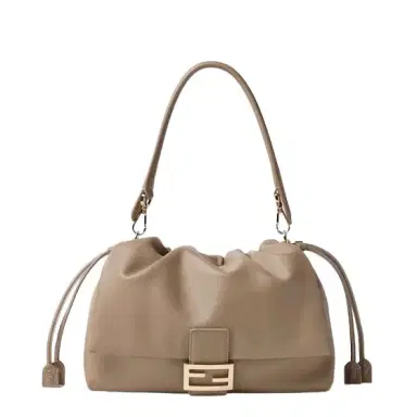 Fendi Baguette Soft Large | Thumbnail 1 Fendi Baguette Soft Large | Thumbnail 1