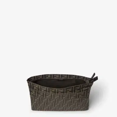 Fendi Flat Toiletry Case Medium | Thumbnail 3 Fendi Flat Toiletry Case Medium | Thumbnail 3