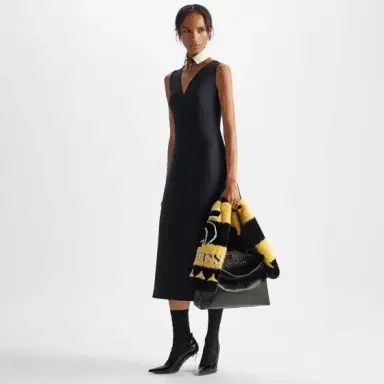 Fendi Midi dress with a flowing A-line silhouette that follows | Thumbnail 4 Fendi Midi dress with a flowing A-line silhouette that follows | Thumbnail 4