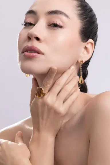 GOSHWARA Citrine Cabochon Naughty Earrings | Thumbnail 4 GOSHWARA Citrine Cabochon Naughty Earrings | Thumbnail 4