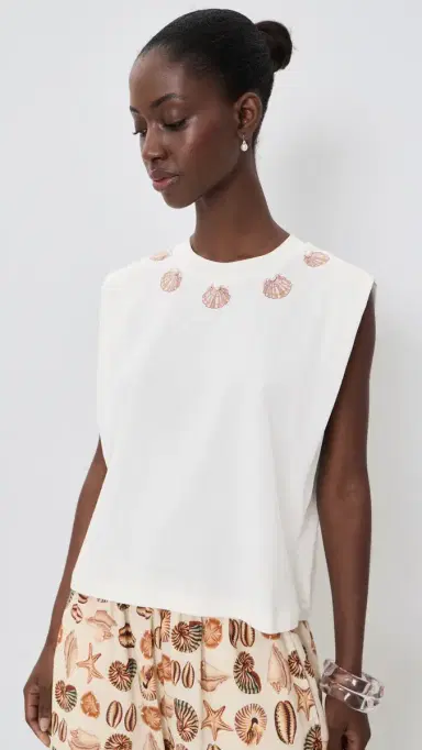Farm Rio eashell Embroidered Tee Off-White | Thumbnail 2 Farm Rio eashell Embroidered Tee Off-White | Thumbnail 2