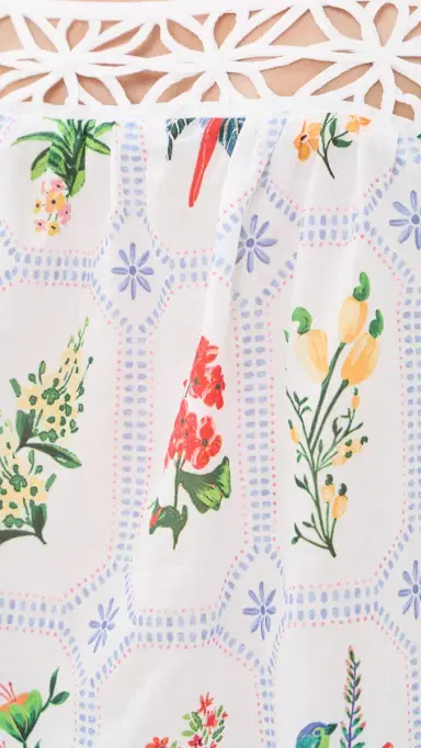 Farm Rio Tropical Porcelain Blouse Tropical Porcelain Off-White | Thumbnail 6 Farm Rio Tropical Porcelain Blouse Tropical Porcelain Off-White | Thumbnail 6